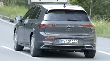 Facelifted Volkswagen Golf 8 spy shot